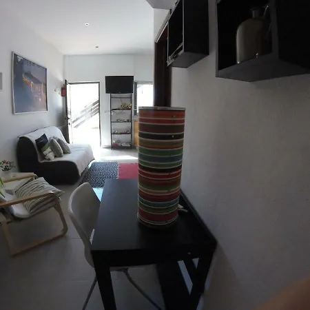 Semesterbostad Stella's House *